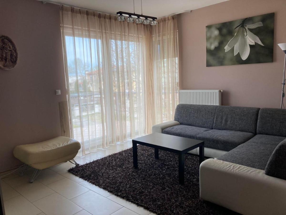Goldenbeach Deluxe Apartment Шіофок Екстер'єр фото